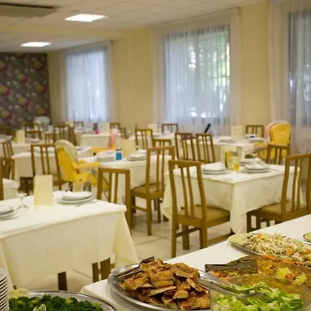 מלון Mare - Valentini Family Village בלריה-איגאה מרינה