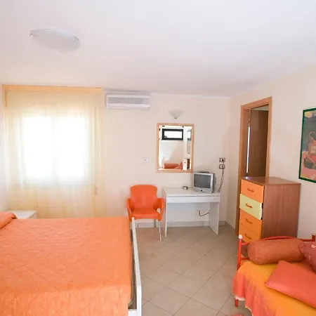 Mare - Valentini Family Village 3* בלריה-איגאה מרינה
